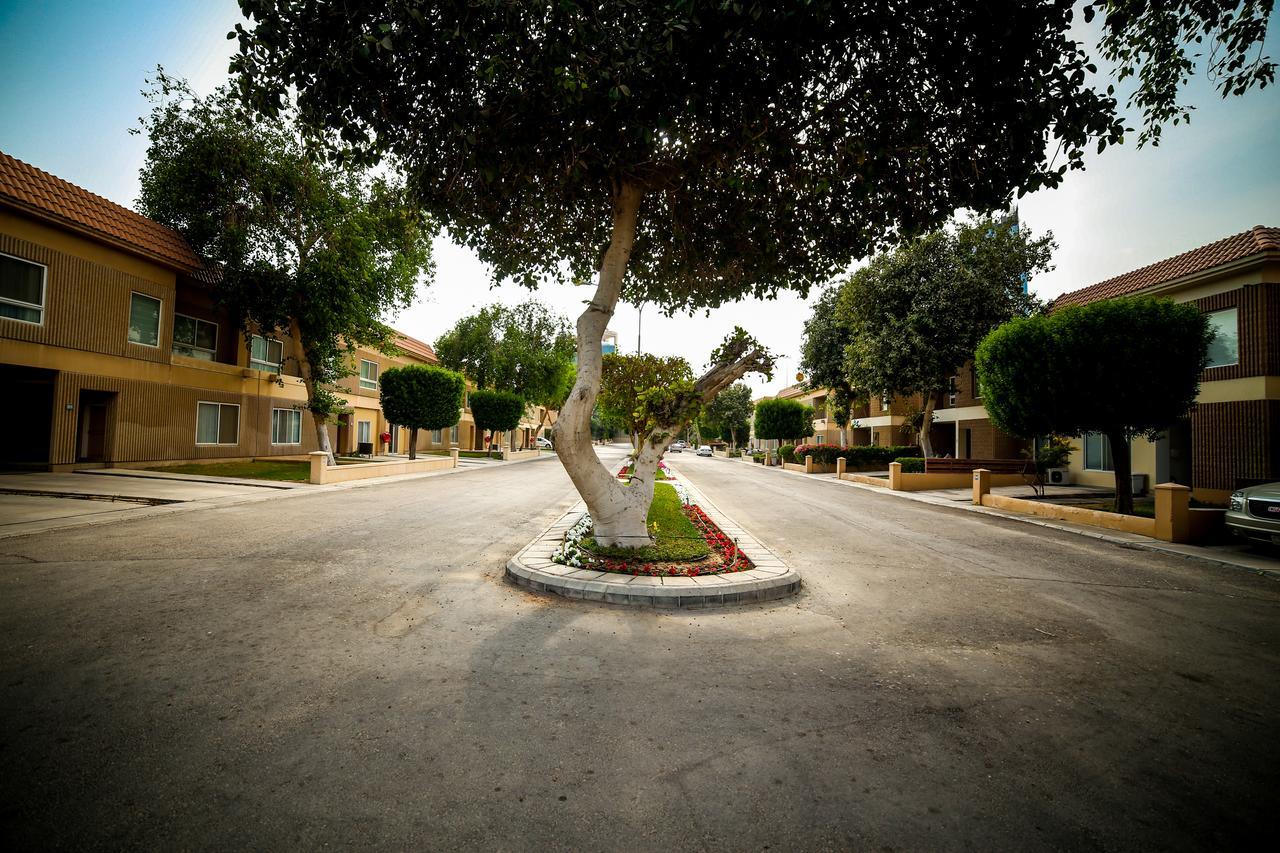M Executive Residence & Boutique Hotel - Adults Only Al Khobar Esterno foto