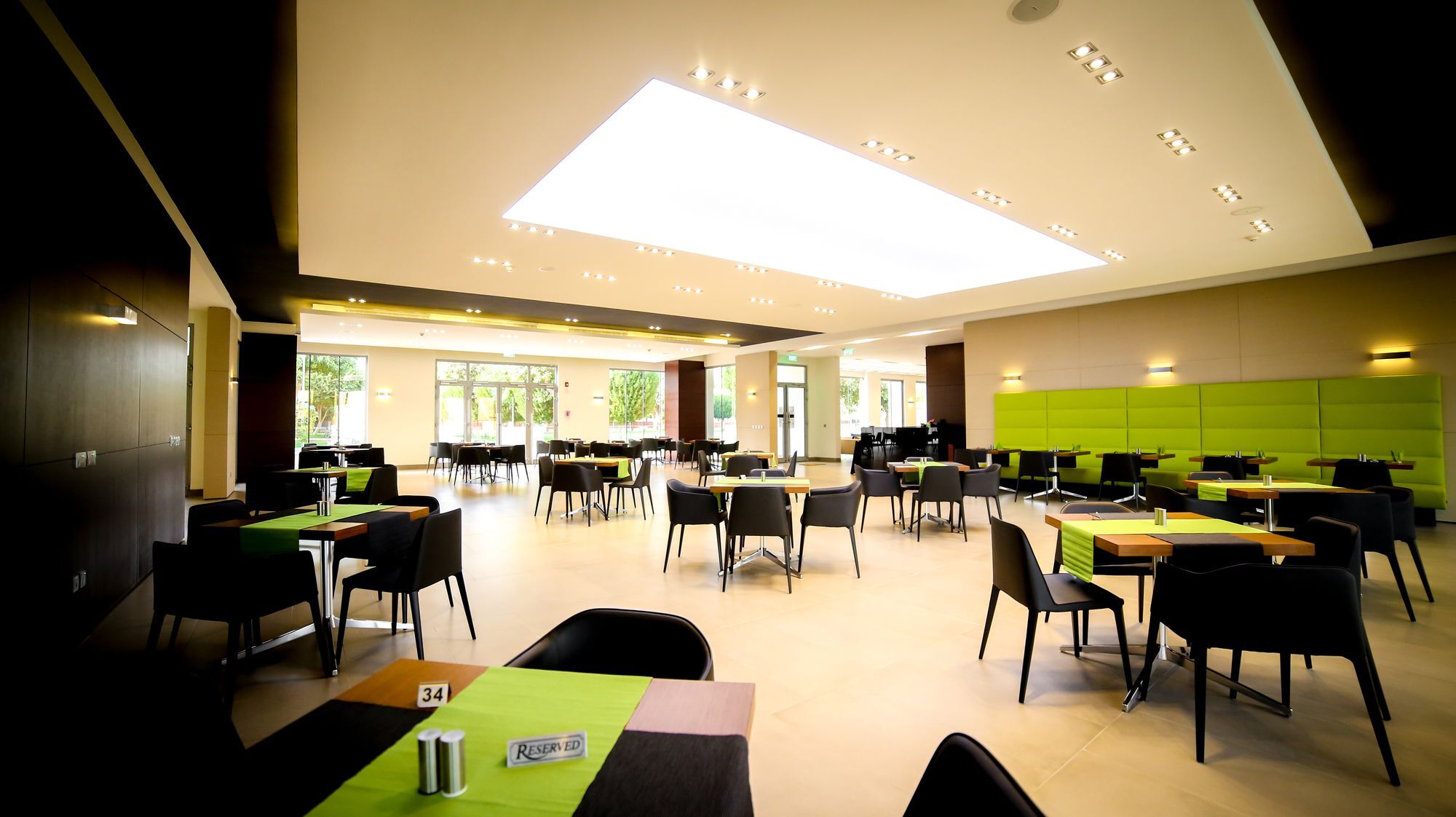 M Executive Residence & Boutique Hotel - Adults Only Al Khobar Esterno foto